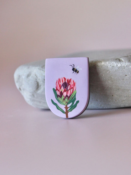 Protea brooch (Made to order)